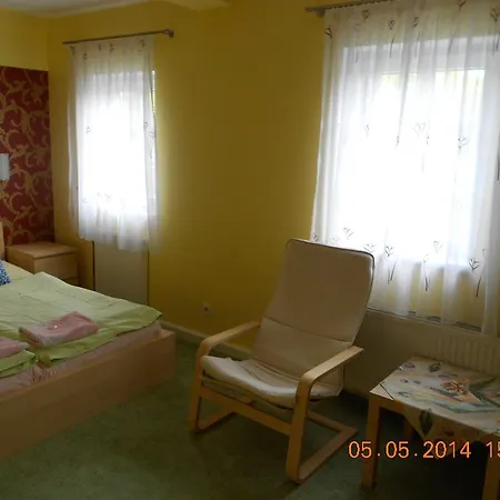 Mestansky Dum Guest house Svoboda nad Upou