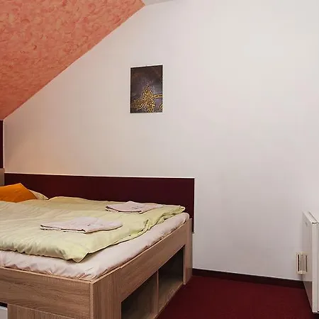 Mestansky Dum Guest house Svoboda nad Upou